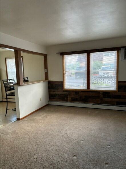 3041 Fredrick Street, Youngstown, OH à vendre - Photo du bâtiment - Image 3 de 10