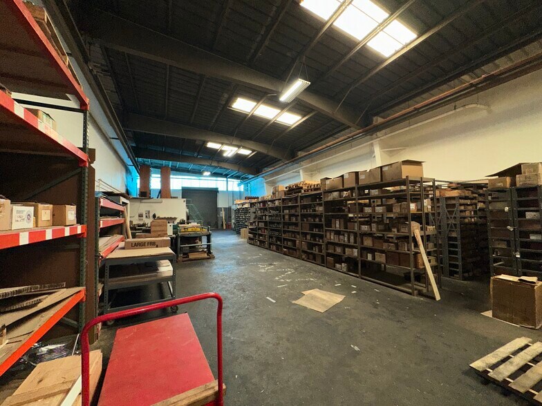 1475 Yosemite Ave & 1450 Armstrong Ave, San Francisco, CA à louer - Photo du bâtiment - Image 3 de 14