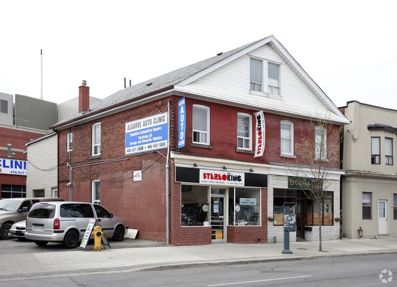 3331-3333 Dundas St, Toronto, ON à louer - Photo principale - Image 1 de 2