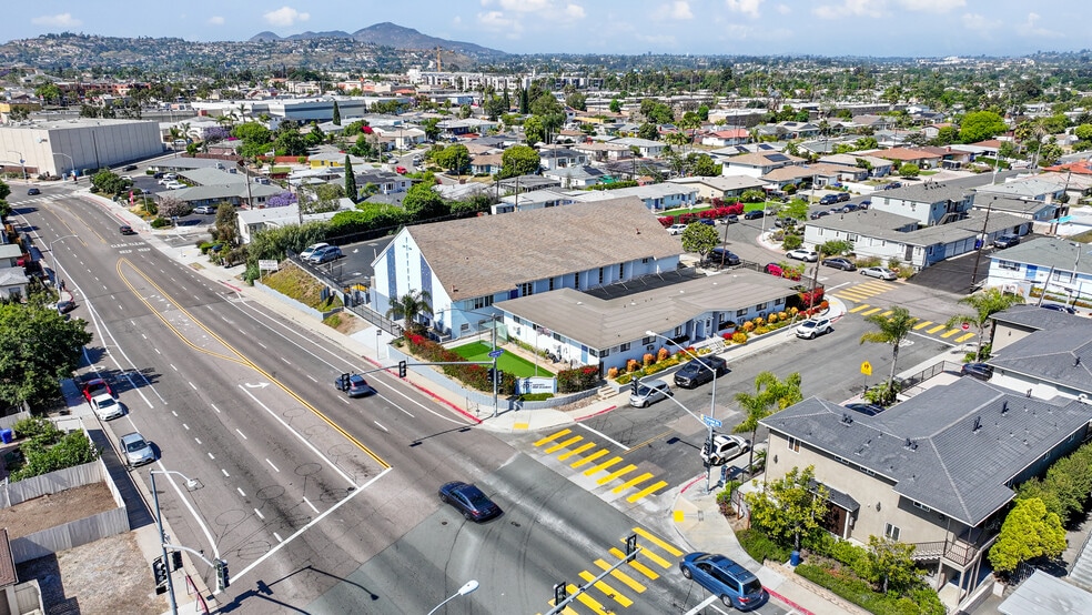 4463 College Ave, San Diego, CA à louer - Photo du bâtiment - Image 3 de 6
