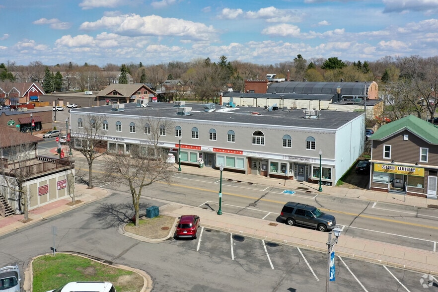 4754-4766 Banning Ave, White Bear Lake, MN for lease - Building Photo - Image 3 of 17