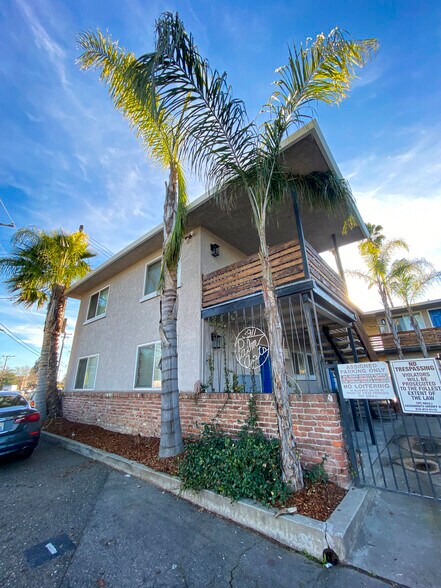 3911 Watt Ave, Sacramento, CA à vendre - Photo du bâtiment - Image 3 de 16