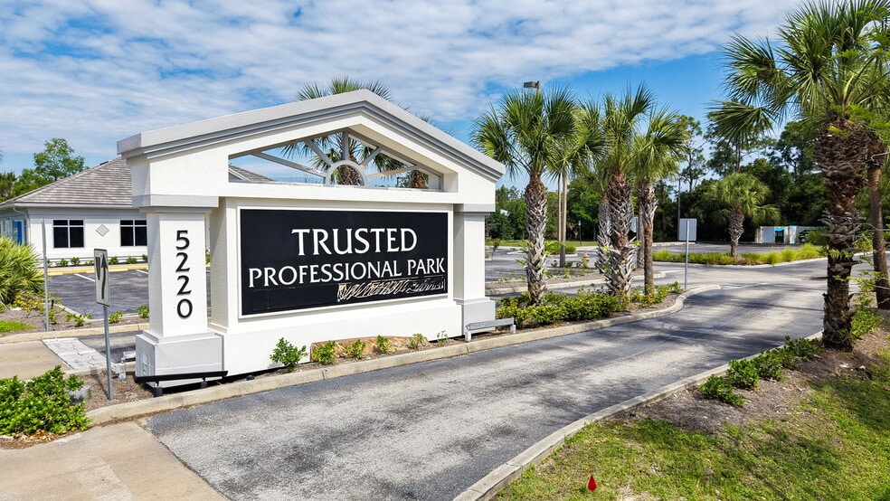 5220 Lee Blvd, Lehigh Acres, FL for lease - Other - Image 1 of 7