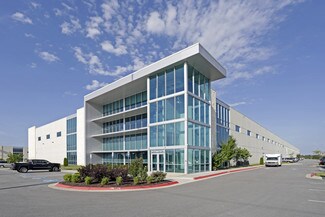 Plus de détails pour 4900 SW Regional Airport Blvd, Bentonville, AR - Industriel à louer