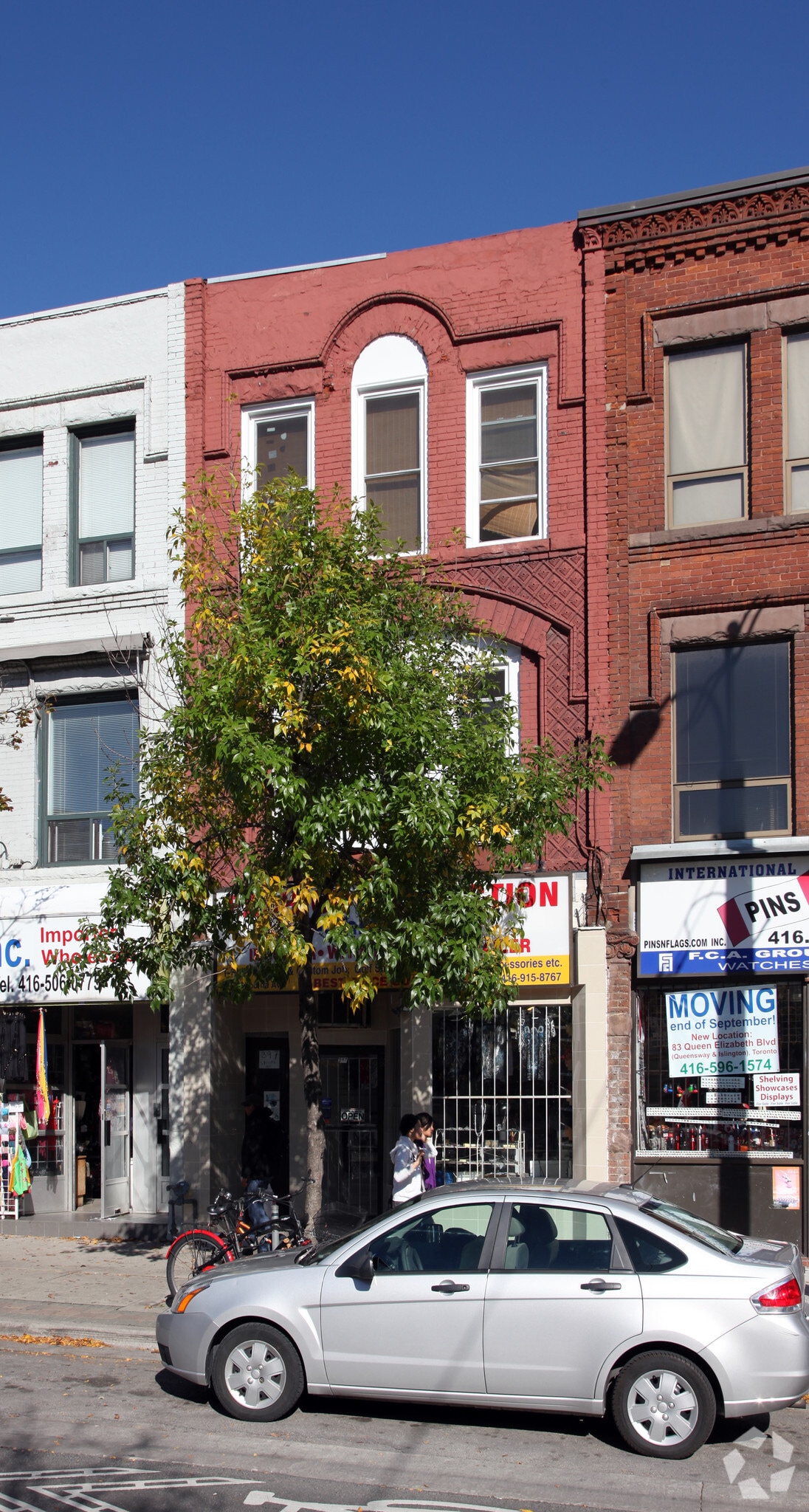 397 Spadina Ave, Toronto, ON for sale Primary Photo- Image 1 of 1