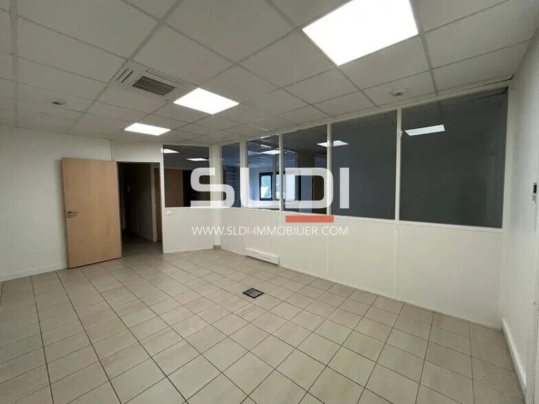 65 Rue Henri Depagneux, Limas à louer - Photo intérieure - Image 3 de 9