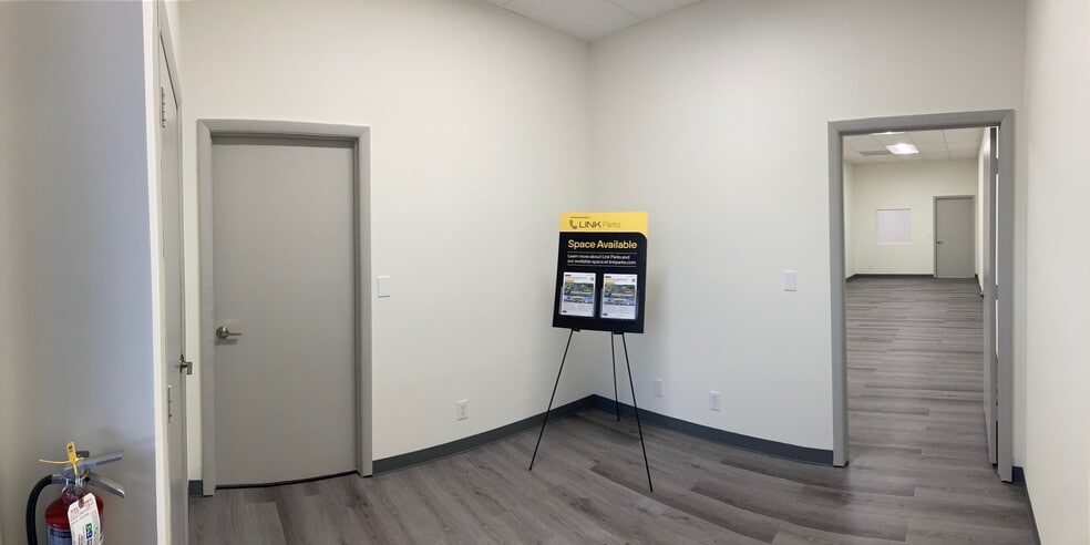 3132 Fortune Way, Wellington, FL for lease - Building Photo - Image 2 of 5