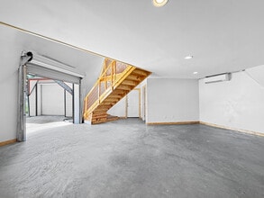 2602 30th St, Tuscaloosa, AL for lease Interior Photo- Image 2 of 7