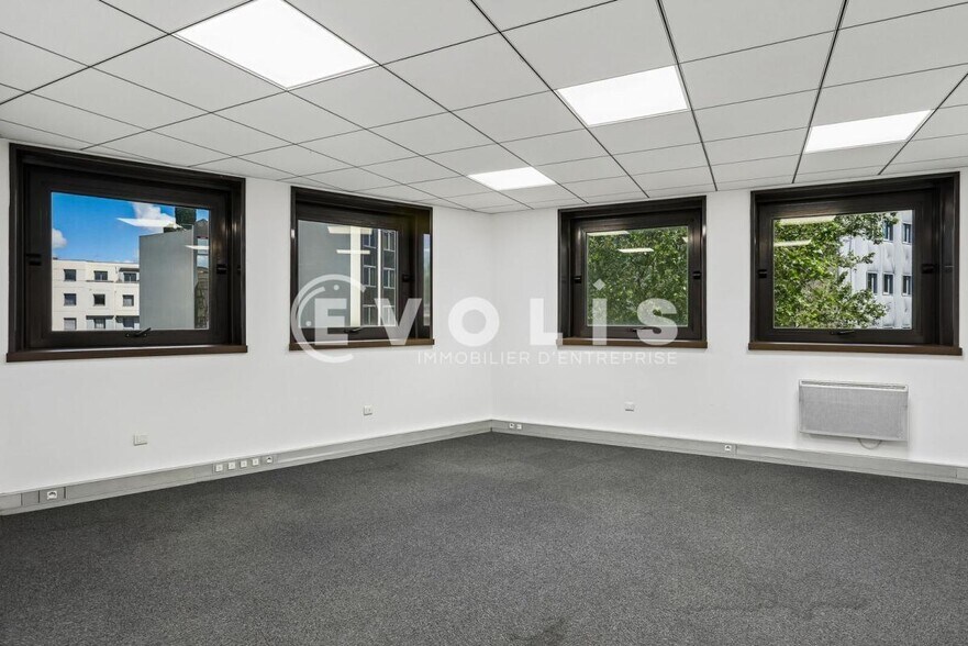 13 Rue Des Emeraudes, Lyon à louer - Photo intérieure - Image 3 de 4