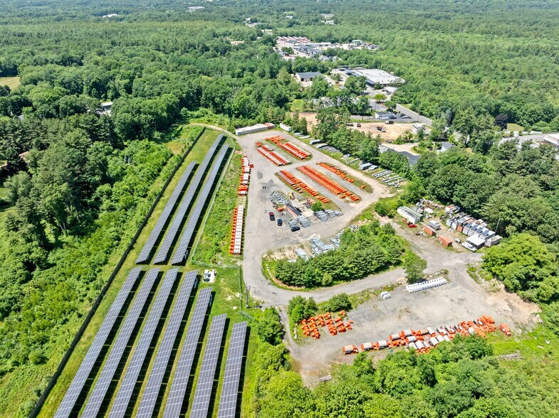 1280 Main St, Millis-Clicquot, MA à vendre - Photo du bâtiment - Image 1 de 17