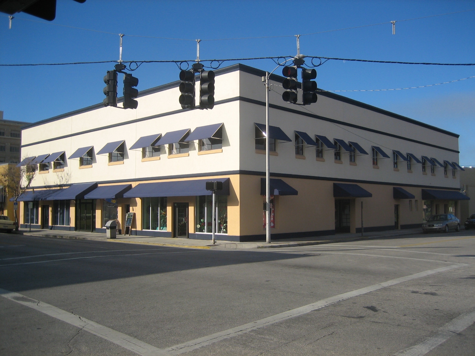 65 3rd St NW, Winter Haven, FL for lease Building Photo- Image 1 of 5