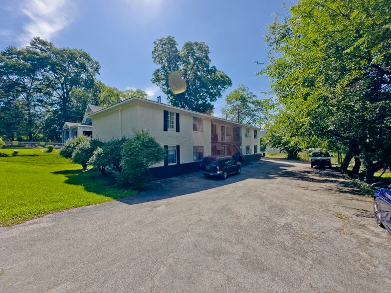 1609 11th Ct N, Birmingham, AL à vendre - Photo du bâtiment - Image 2 de 3