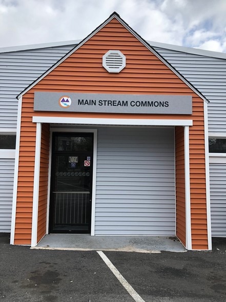 142 Main St, Nyack, NY à louer - Photo du bâtiment - Image 2 de 3