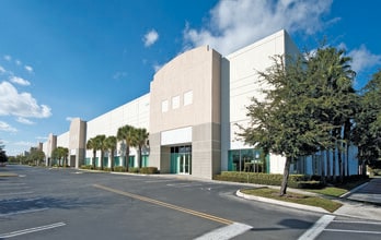 2100 SW 2nd St, Pompano Beach, FL for lease Building Photo- Image 1 of 1