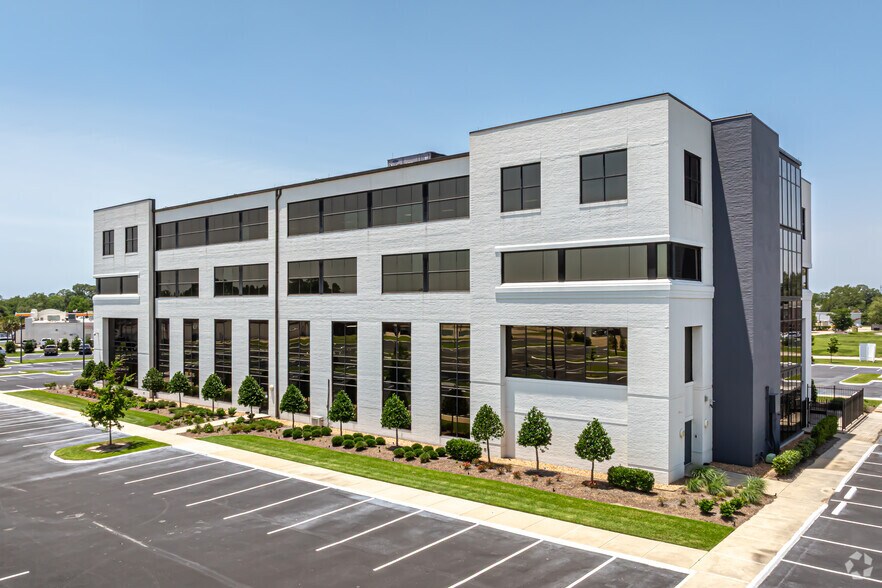 4455 American Way, Baton Rouge, LA for lease - Building Photo - Image 3 of 11