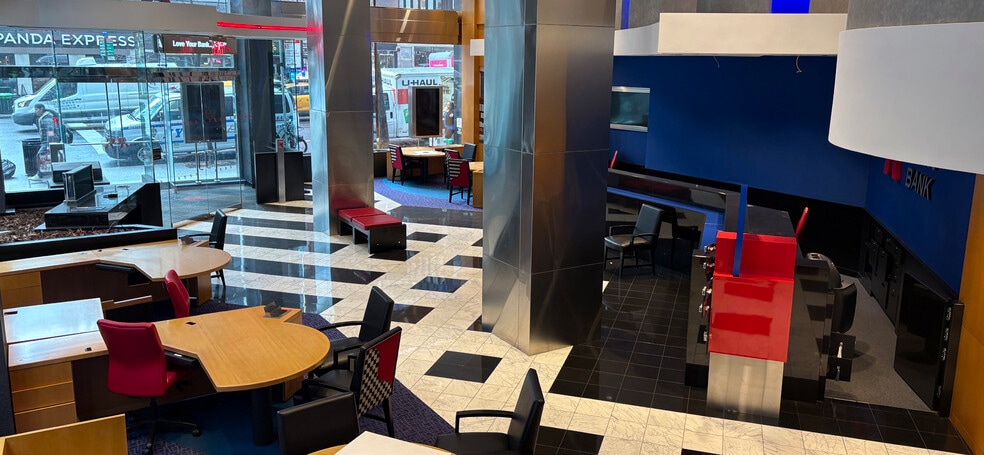 830 Third Ave, New York, NY for lease - Interior Photo - Image 3 of 12