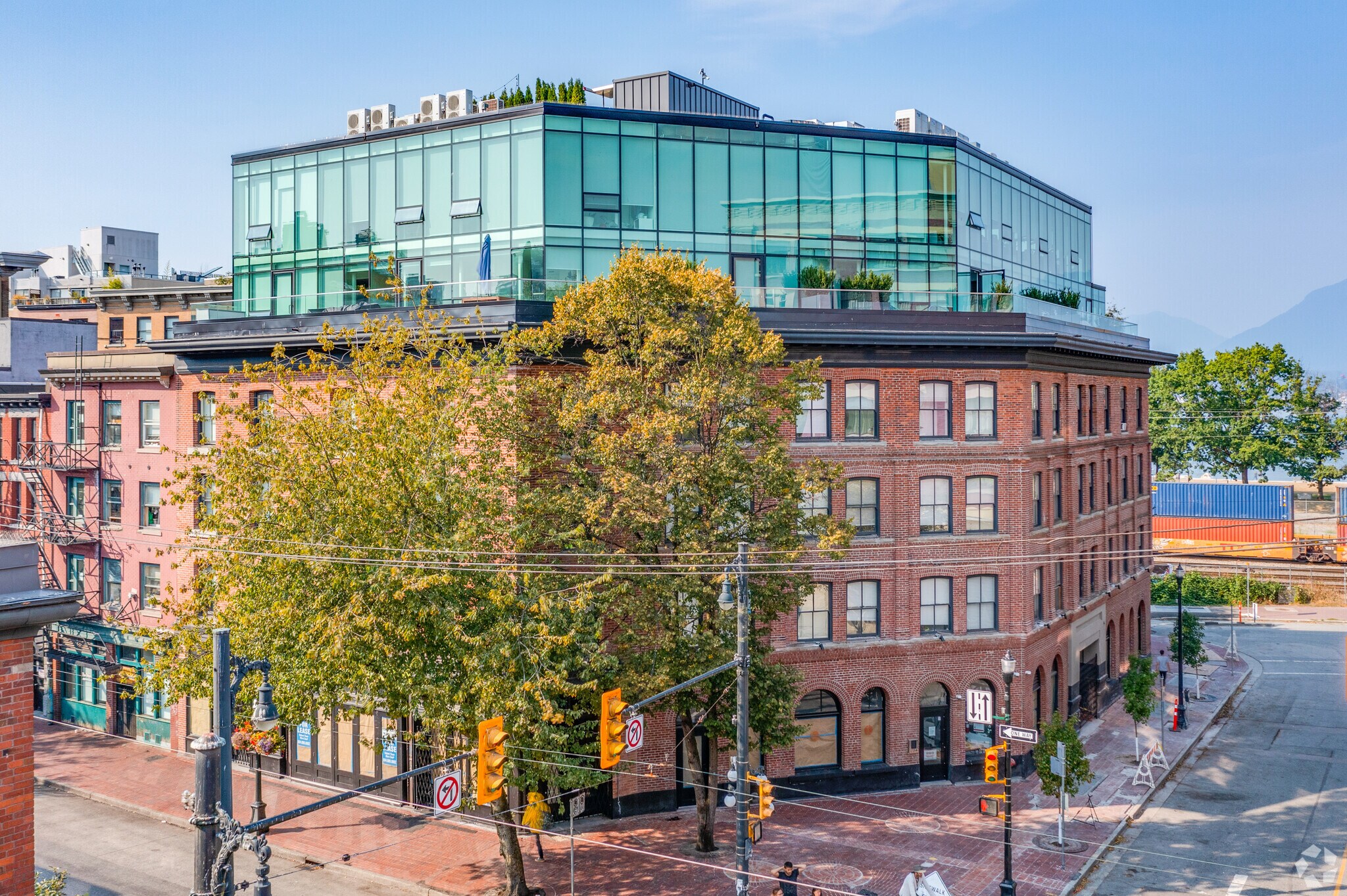 91-99 Powell St, Vancouver, BC for lease Building Photo- Image 1 of 7