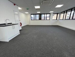 1 Crown St, Ipswich for lease Interior Photo- Image 2 of 9