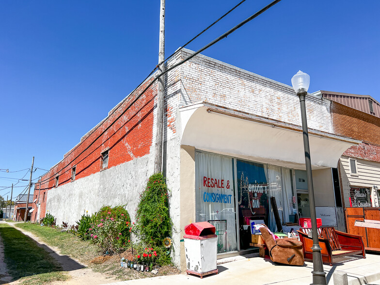 130 Main, Groveton, TX for sale - Primary Photo - Image 1 of 9