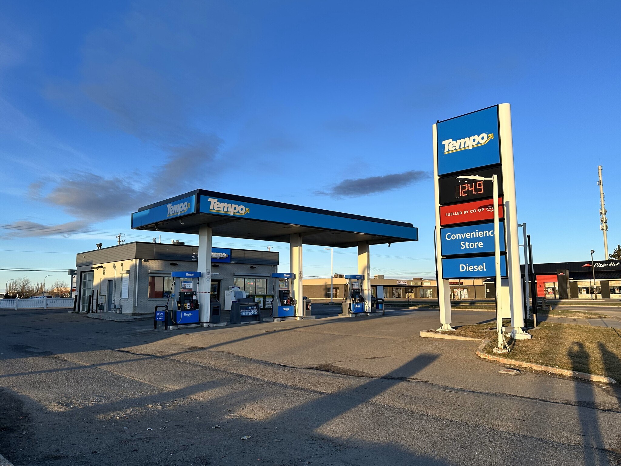 6309 44 St, Lloydminster, AB for sale Primary Photo- Image 1 of 1