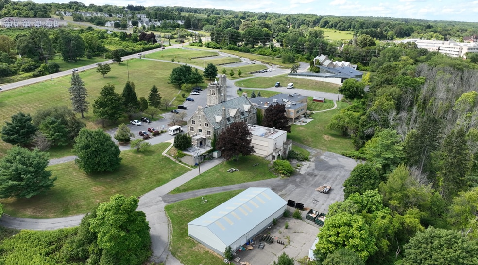 1251 Trumansburg Rd, Ithaca, NY à vendre - Photo du bâtiment - Image 3 de 21