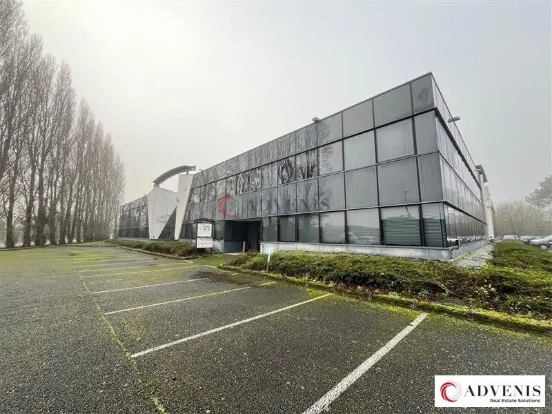 Office in Mérignac for lease Building Photo- Image 1 of 13