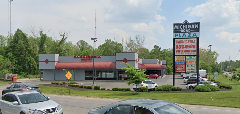 7841-7857 Michigan Rd, Indianapolis, IN à louer - Photo du bâtiment - Image 2 de 3