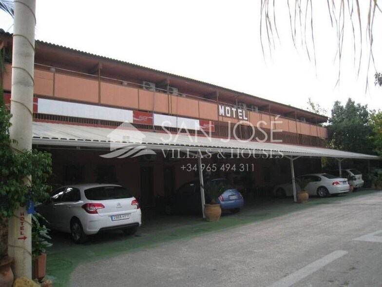 Hospitality in Aspe, Alicante for sale - Building Photo - Image 3 of 28