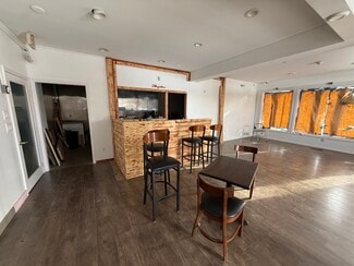 Plus de détails pour 158 Main St, Norwalk, CT - Commerce de détail à louer