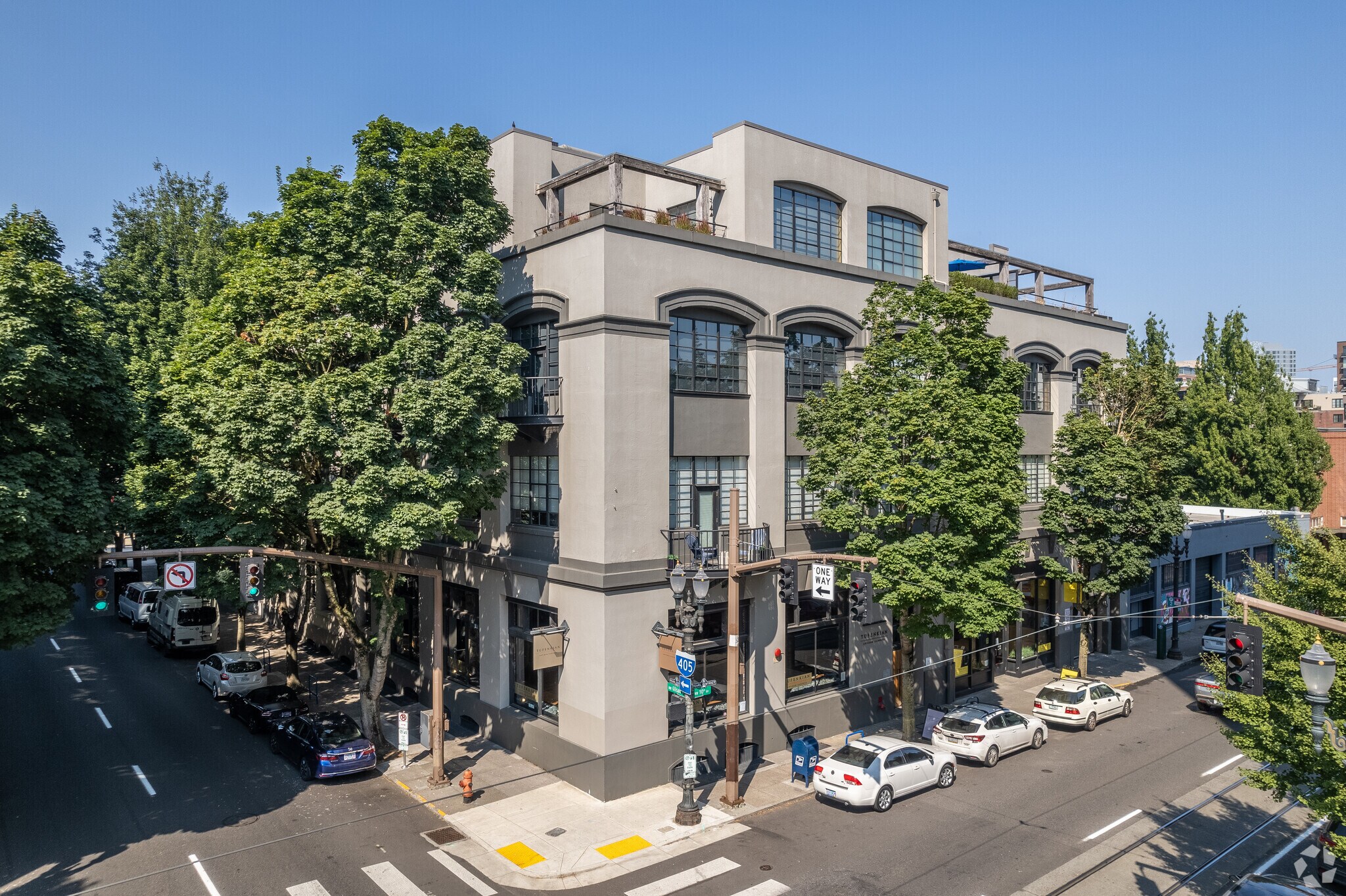 515 NW 10th Ave, Portland, OR for lease Primary Photo- Image 1 of 6