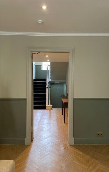 1 Hill St, Edinburgh for lease - Building Photo - Image 3 of 8