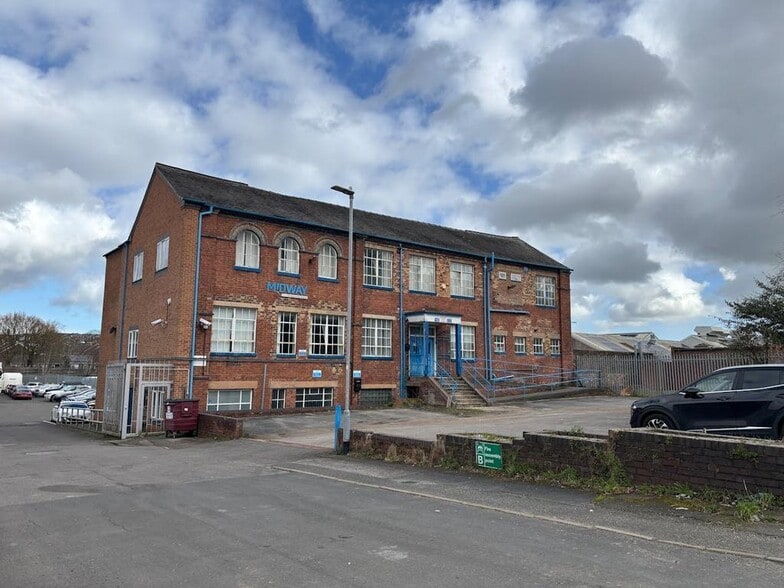 Sutherland Rd, Stoke On Trent à louer - Photo du bâtiment - Image 3 de 23