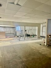 400-422 N Kennedy Dr, Bradley, IL for lease Building Photo- Image 2 of 4