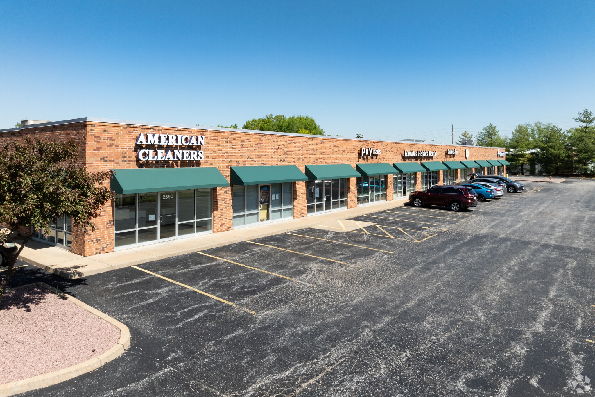 2554-2590 Gladiator Dr, Fenton, MO for lease Primary Photo- Image 1 of 13