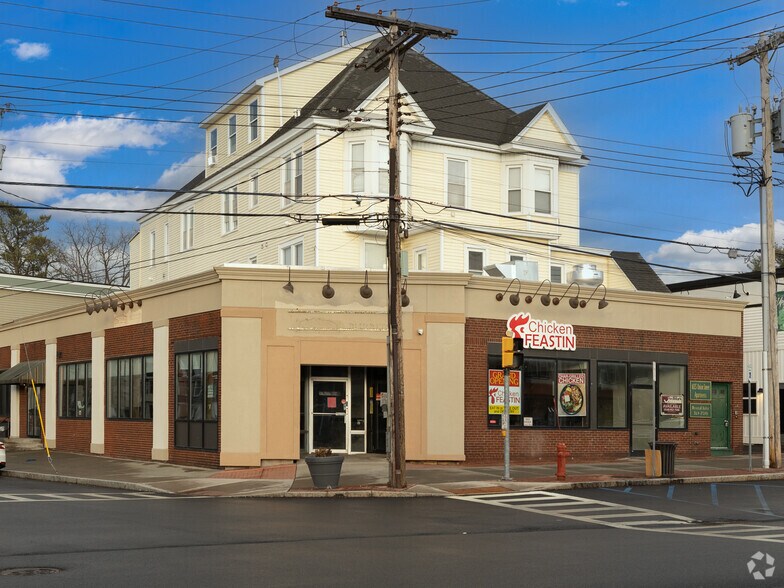1625 Union St, Schenectady, NY à louer - Photo du bâtiment - Image 2 de 2