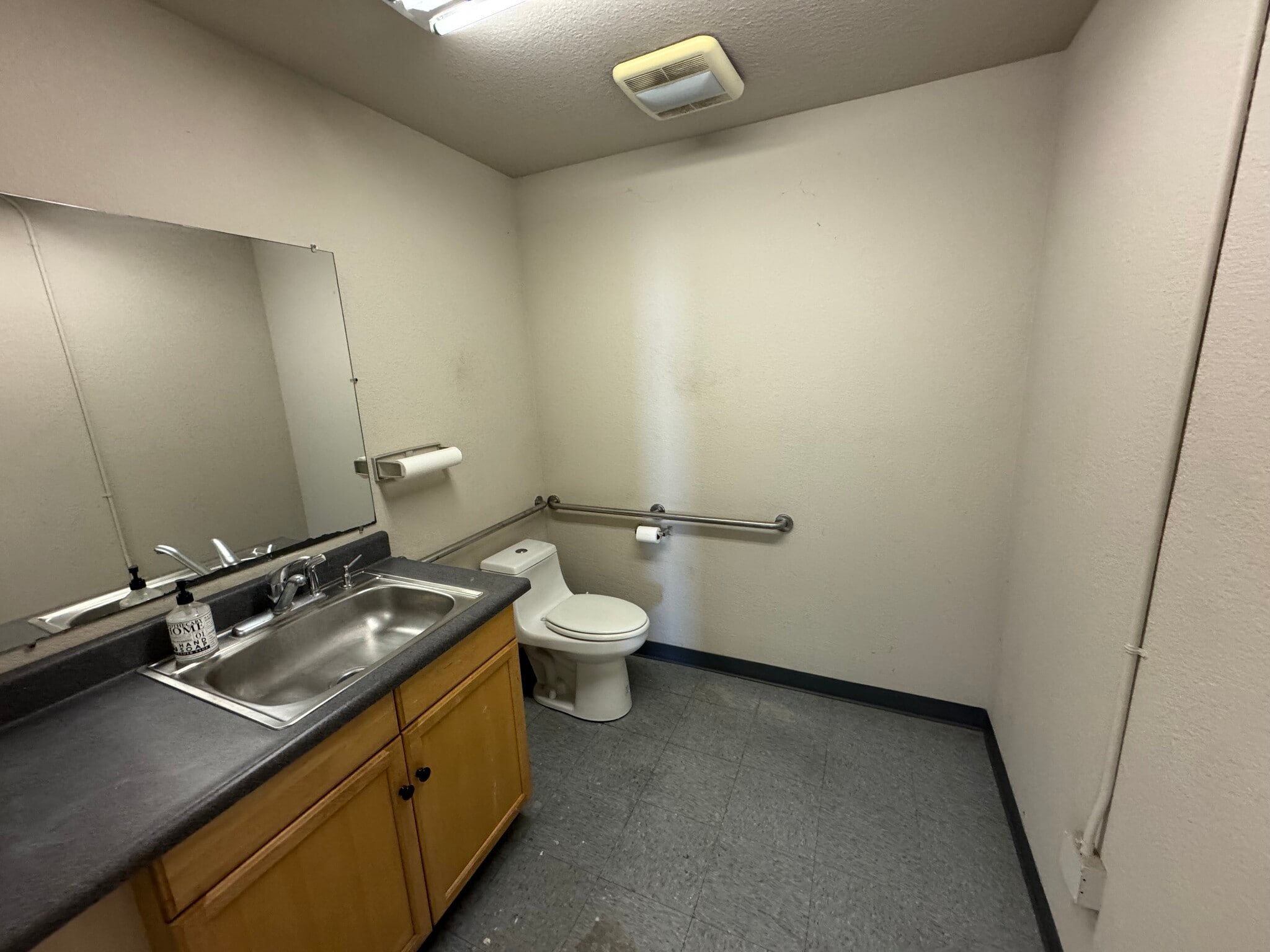 6803-6815 Central Ave, Newark, CA for lease Interior Photo- Image 1 of 5