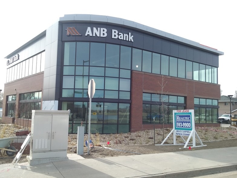 808 W Eisenhower Blvd, Loveland, CO for lease - Building Photo - Image 1 of 13