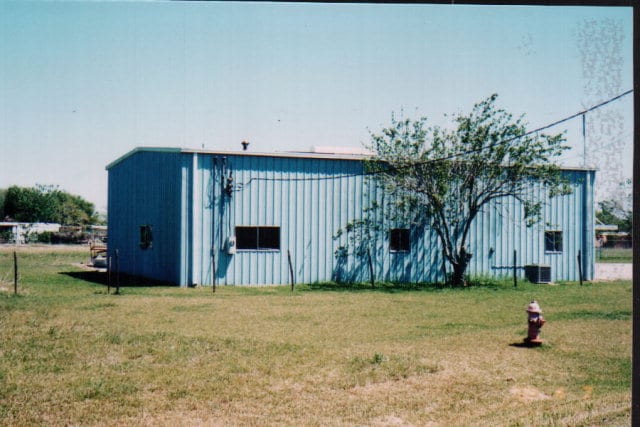 2008 Jones Rd, Freeport, TX à louer - Photo du bâtiment - Image 3 de 11
