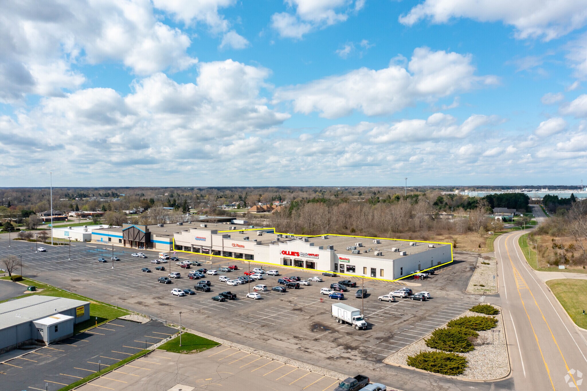 5038 Miller Rd, Flint, MI for lease Primary Photo- Image 1 of 22