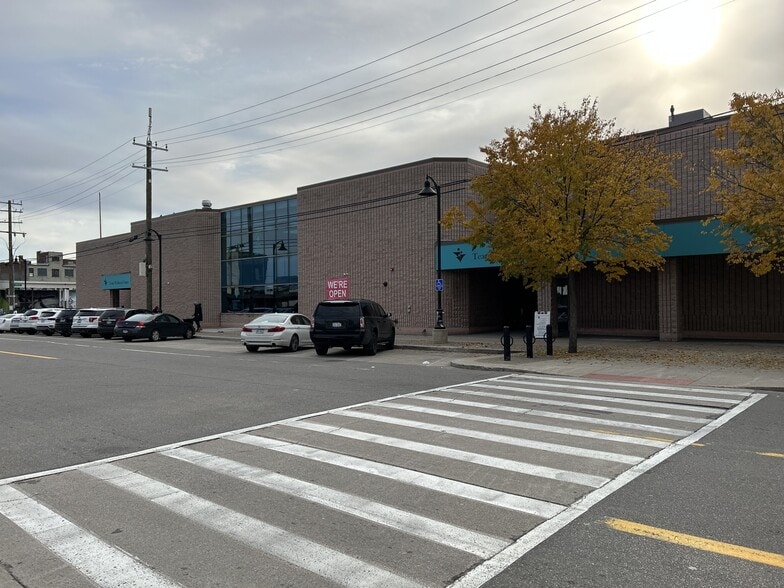 2851-2929 Russell St, Detroit, MI for sale - Building Photo - Image 1 of 5