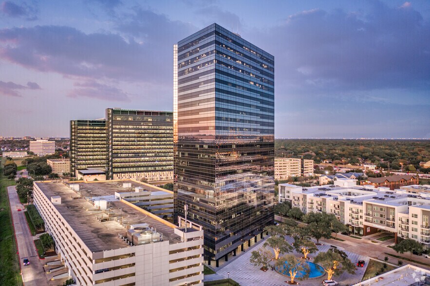 2500 Citywest Blvd, Houston, TX à louer - Photo du bâtiment - Image 2 de 18