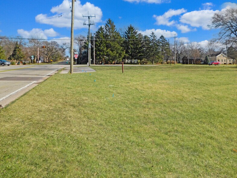 10458 Main St, Roscoe, IL à vendre - Photo du bâtiment - Image 2 de 9