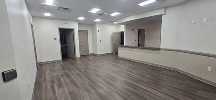 2200-2202 W Spring Creek Pky, Plano, TX for lease Interior Photo- Image 2 of 3