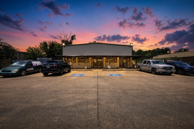 More details for 2920 Dairy Ashford Rd, Houston, TX - Industrial for Sale