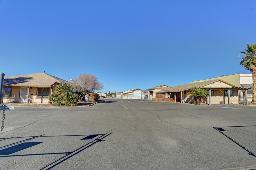 1270 Charleston Park Ave, Pahrump, NV for sale - Building Photo - Image 1 of 1