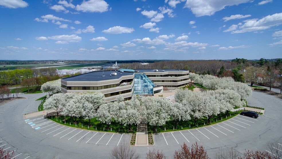 55 Old Bedford Rd, Lincoln, MA à louer - Photo du bâtiment - Image 3 de 14