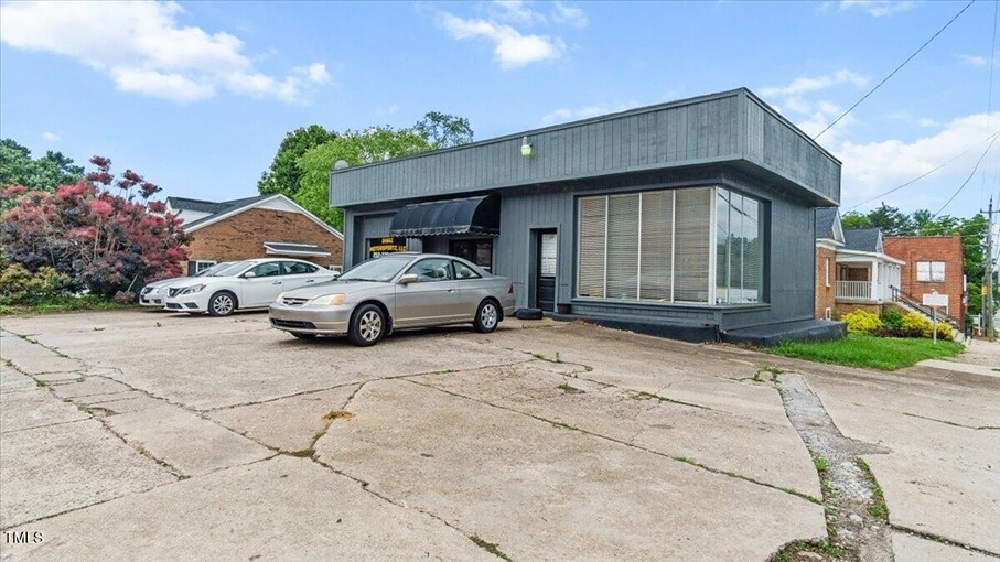 201 S Main St, Warrenton, NC à vendre - Photo du bâtiment - Image 1 de 28