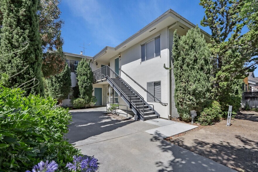 2122 Williams St, Palo Alto, CA à vendre - Photo du bâtiment - Image 3 de 16