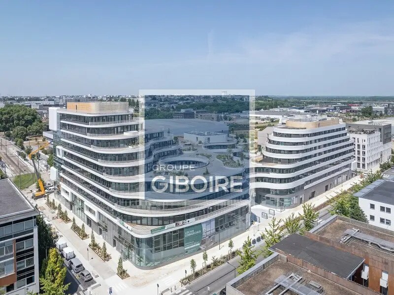 Commerce de détail dans Angers à vendre Photo du bâtiment- Image 1 de 7
