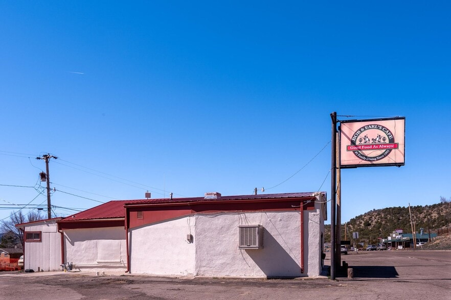 1118 Robinson Ave, Trinidad, CO à vendre - Photo du bâtiment - Image 3 de 40